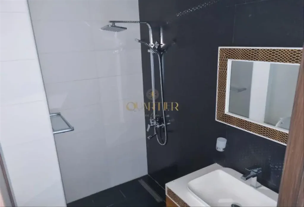 Apartment for Rent in Bayz by Danube: Bathroom